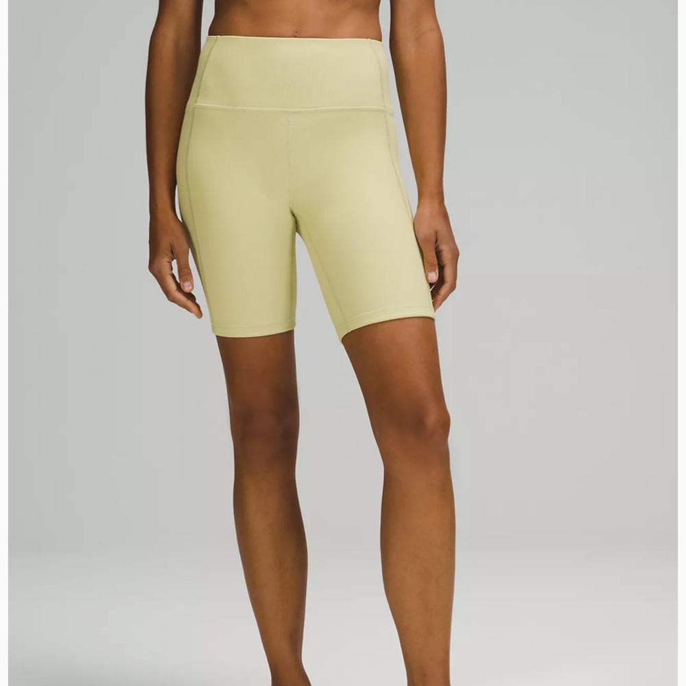 New Lululemon Ribbed HR Shorts 8" Size 10 Butter Dew Green